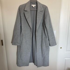 H&M Long Straight Cut Coat Jacket Light Gray Snap Closure Pockets Womens Size 8